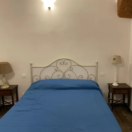 Bottega 11 Apartment *