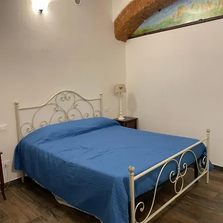 Bottega 11 Apartment *